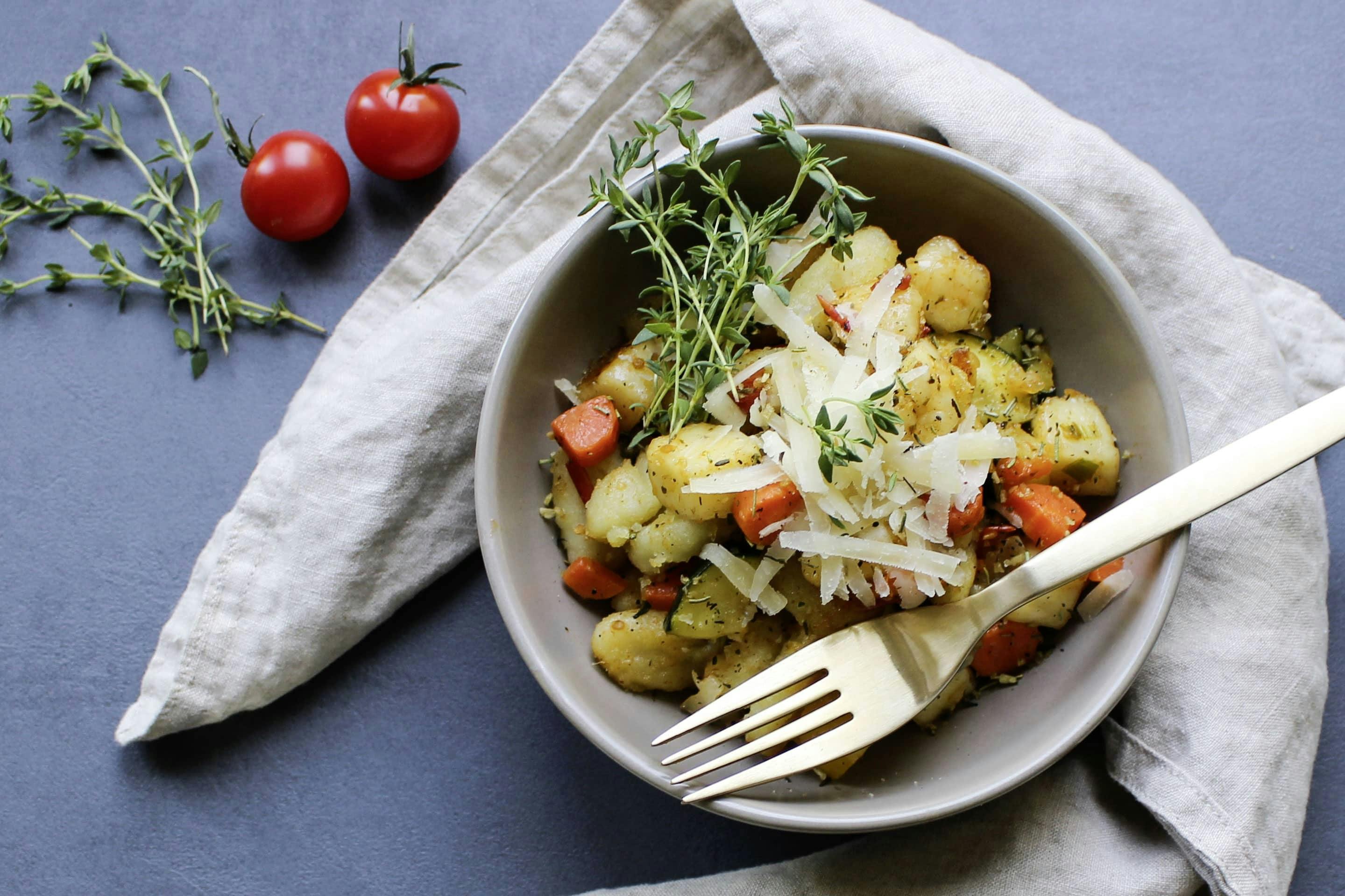 Gnocchi mit Grillgemüse und Halloumi